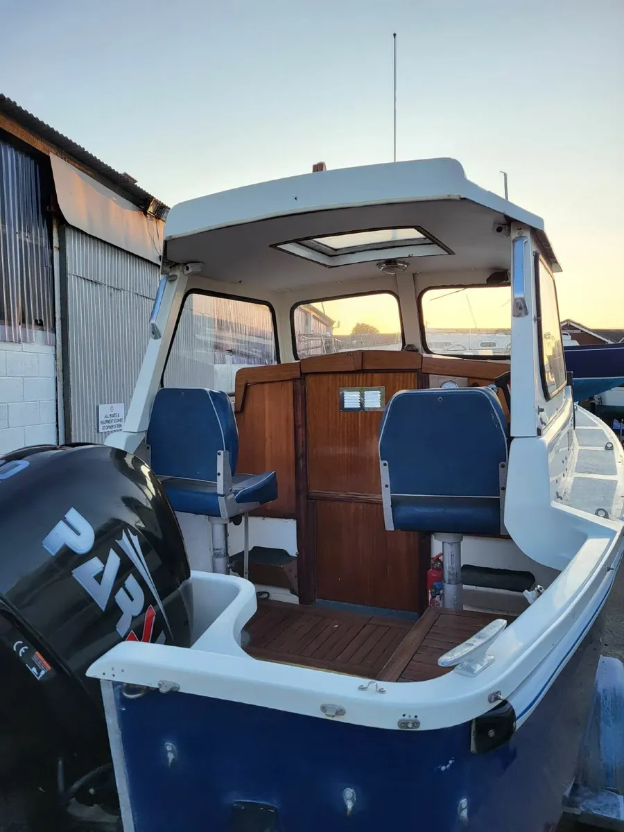 Hardy Navigator 18 Boat - Image 4