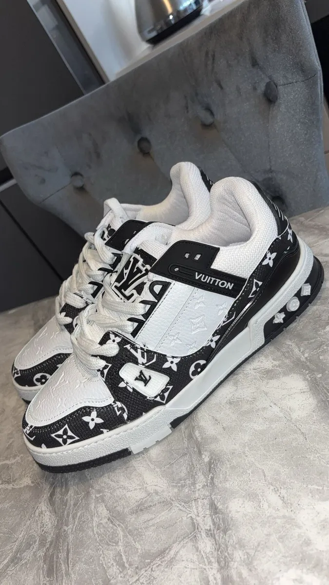 Lv trainers UNISEX