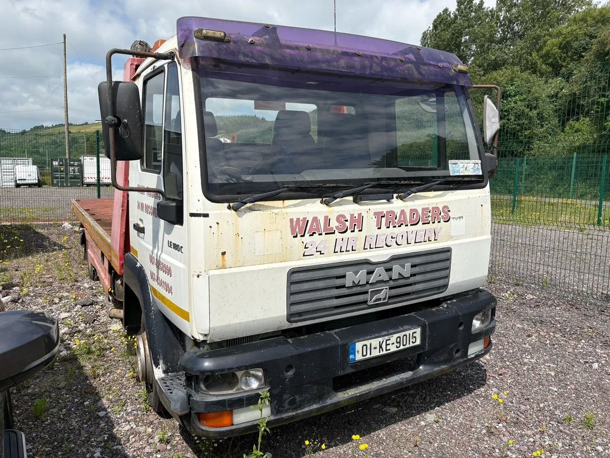 Man tilt and slide recovery truck - Image 1