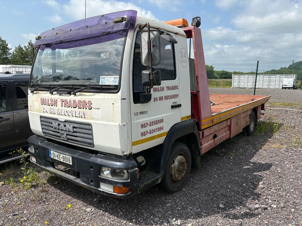 Man tilt and slide recovery truck - Image 2