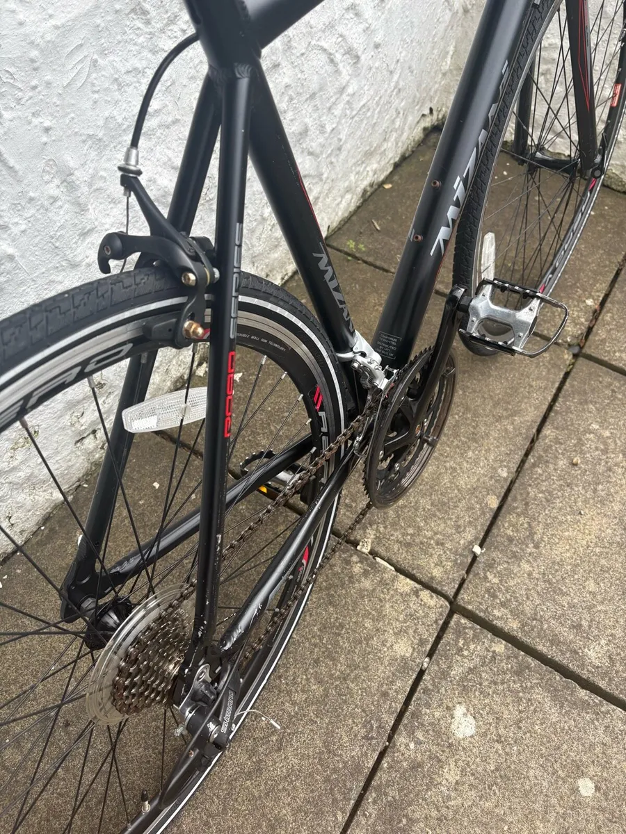 Mizani Hybrid Bike - Image 2