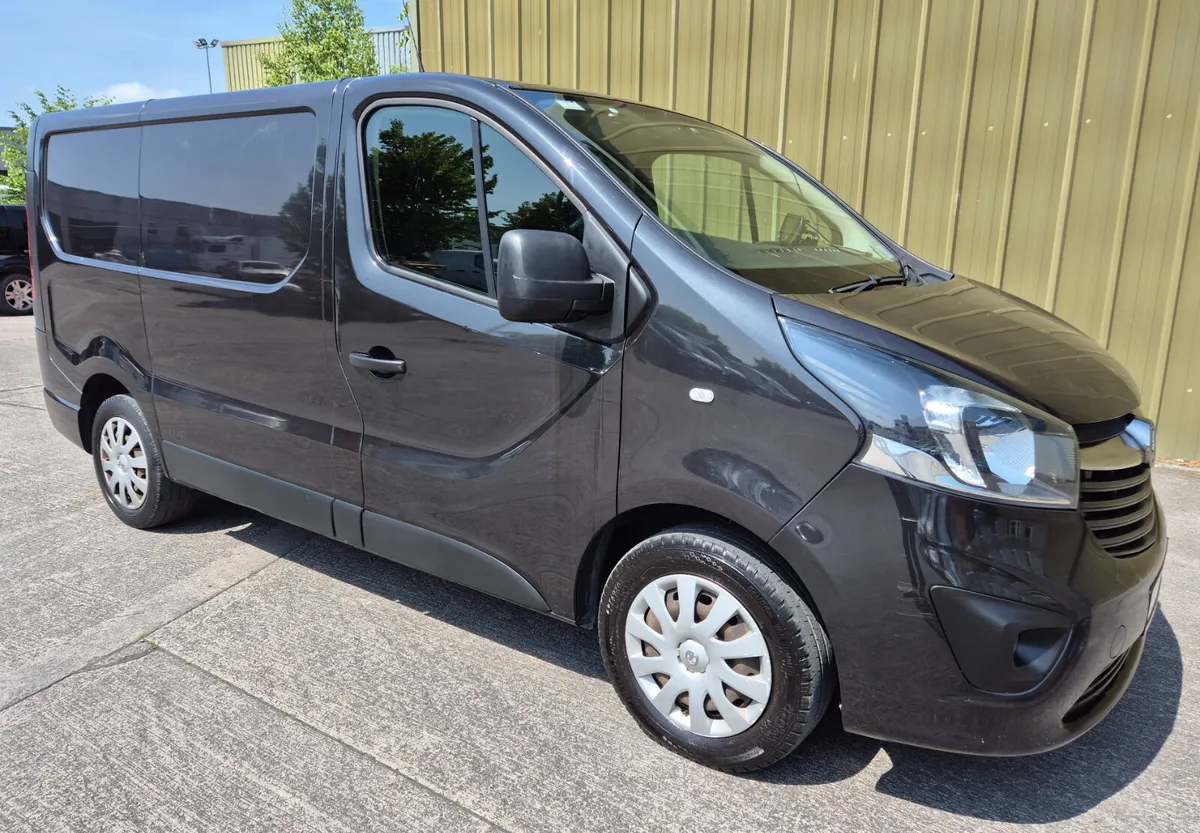2019 Opel Vivaro Trafic Swb Sportive new doe - Image 1