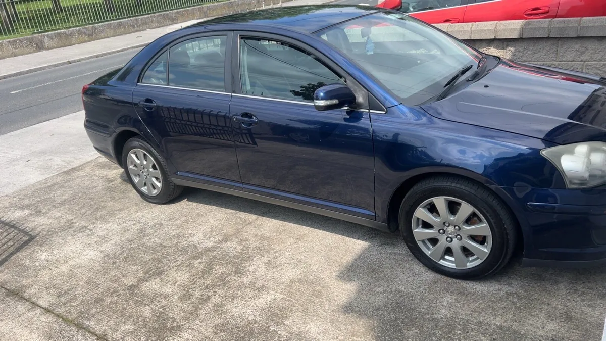 Toyota avensis - Image 1