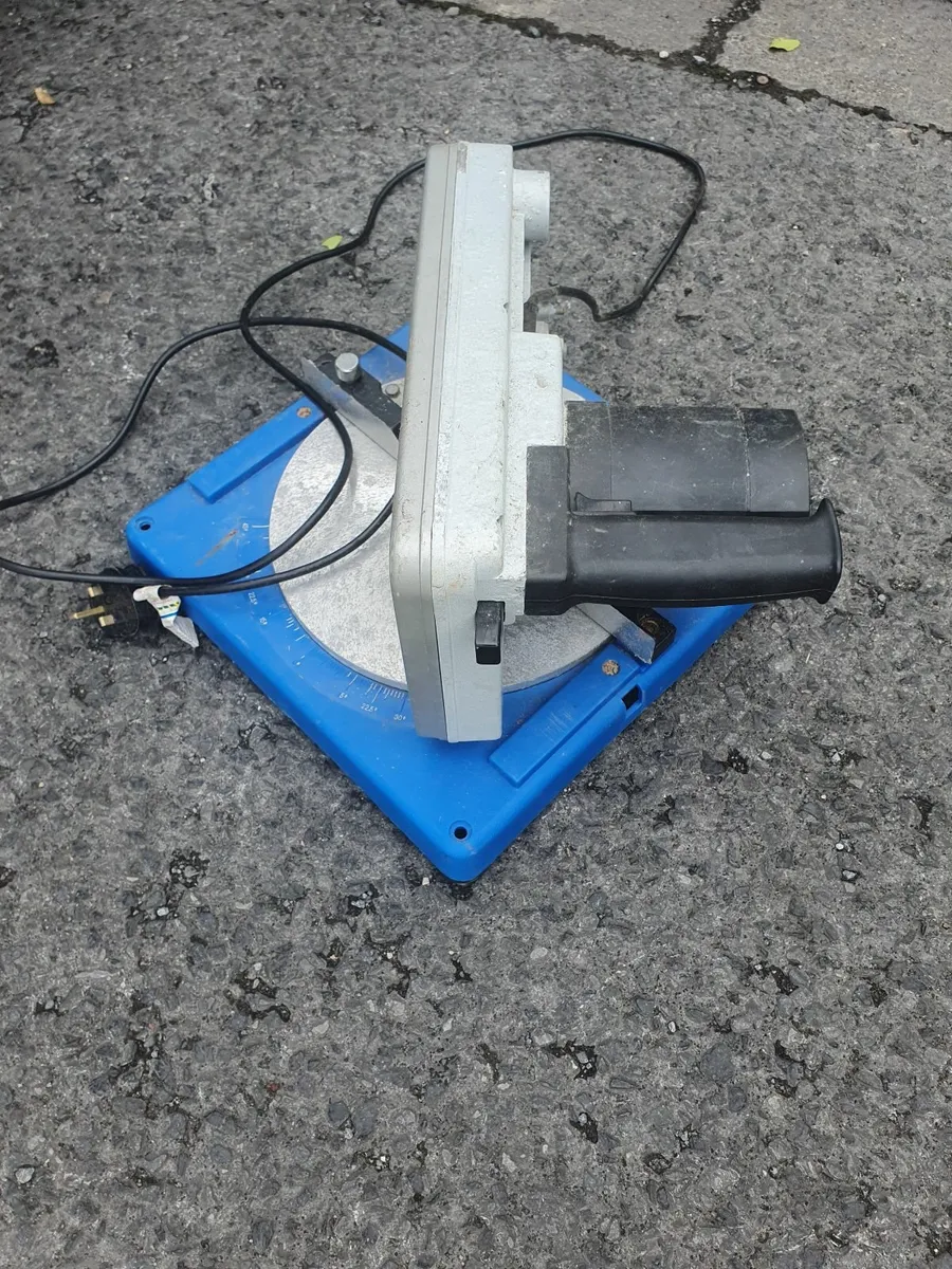 Mitre eletric saw - Image 1