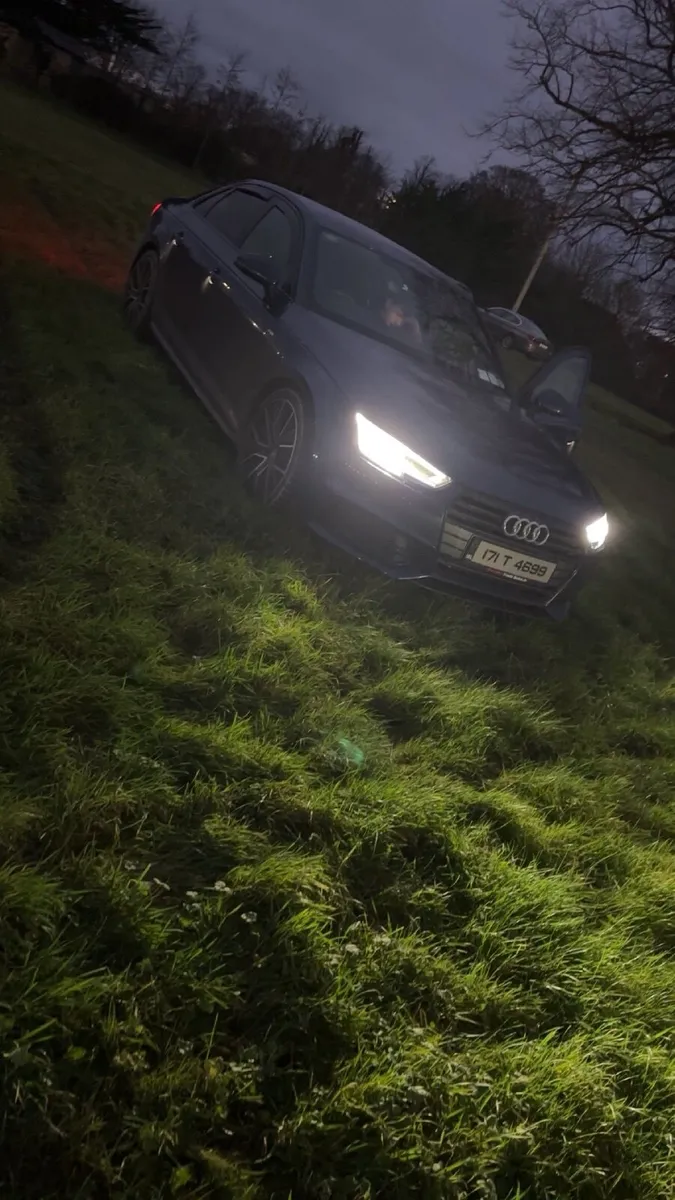 Audi A4 2017 - Image 4