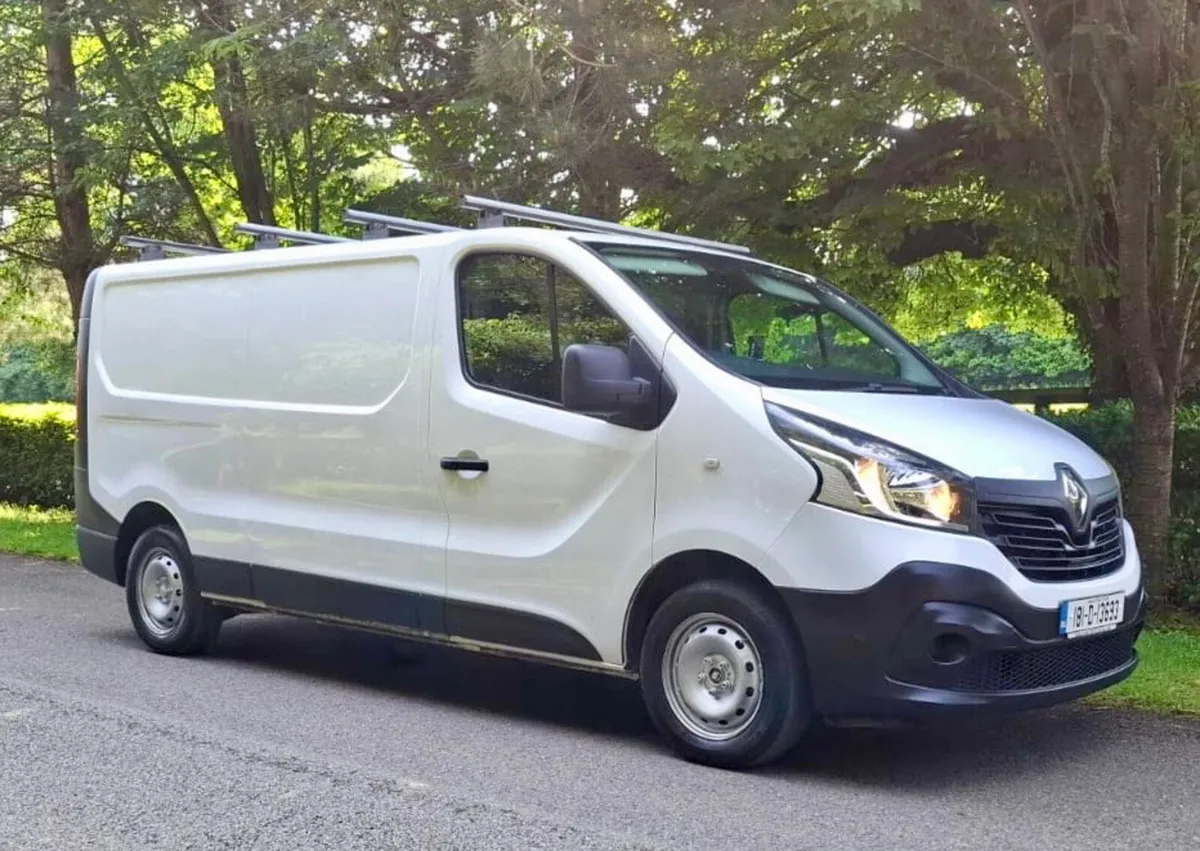 Renault Trafic 2018 DOE 6/25 - Image 4