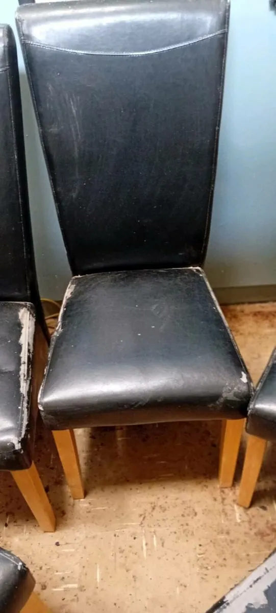 Kitchen chairs. - Image 2