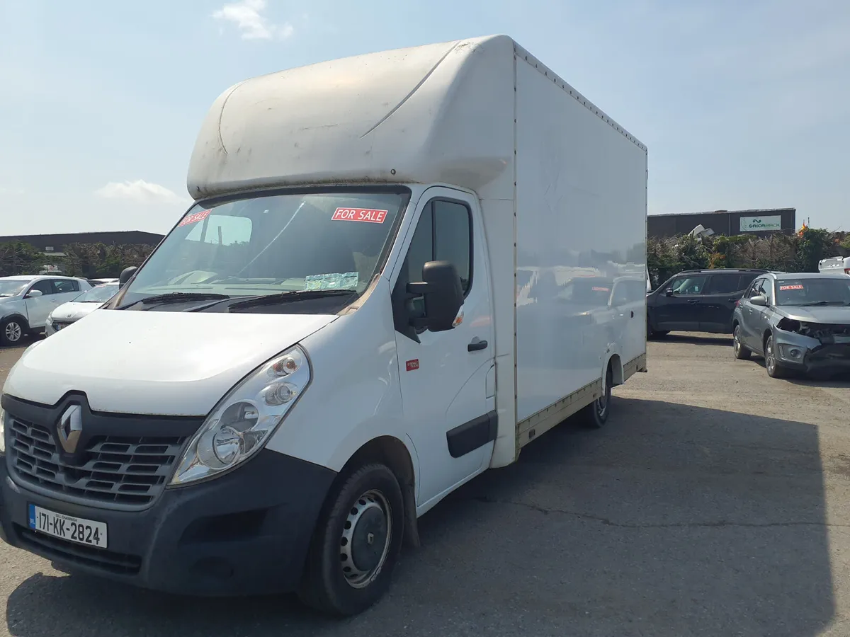 2017 Renault Master - Image 2