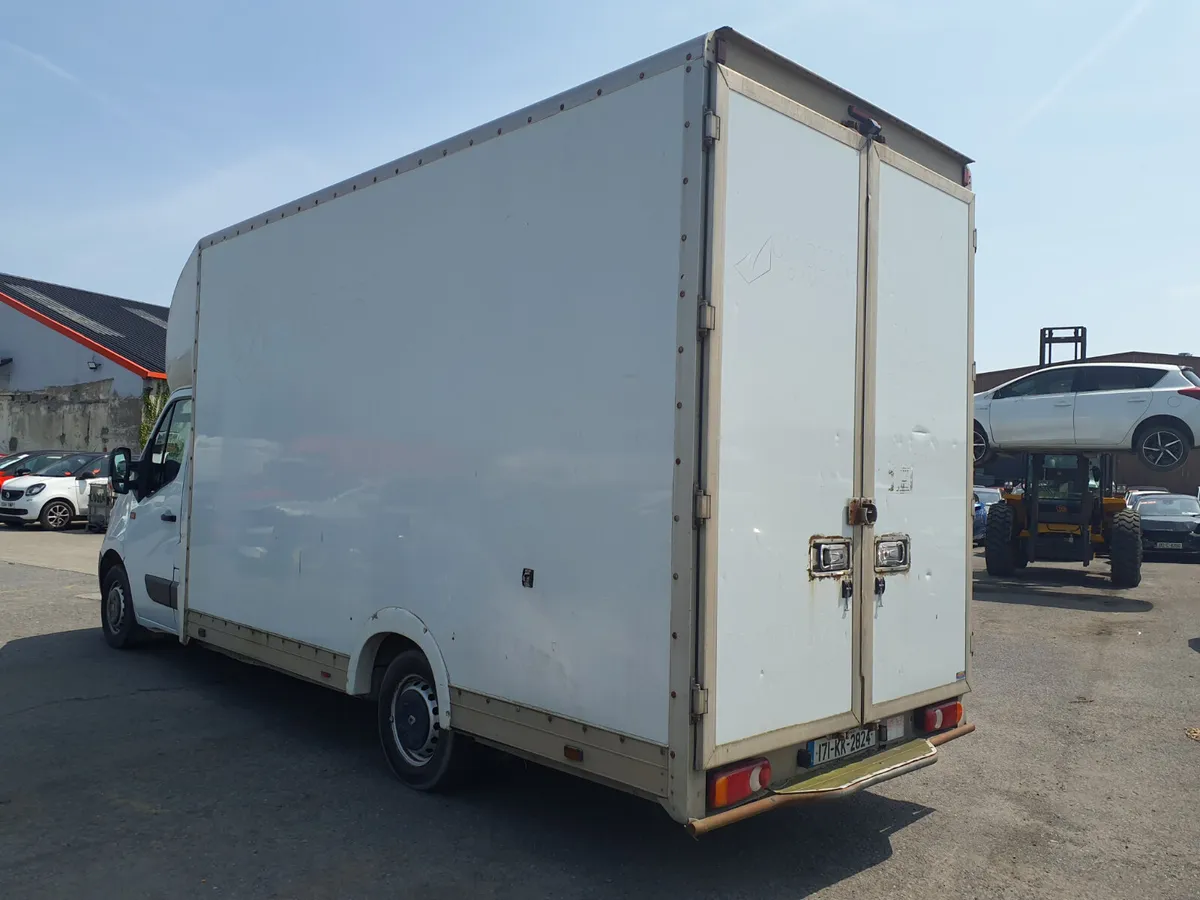 2017 Renault Master - Image 3
