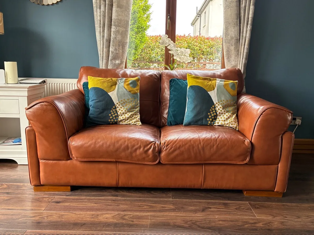2 seater leather sofa - Image 2