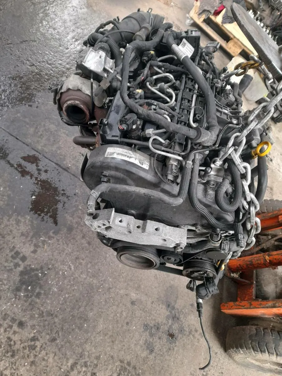 Skoda superb 1.6tdi breaking for parts - Image 2