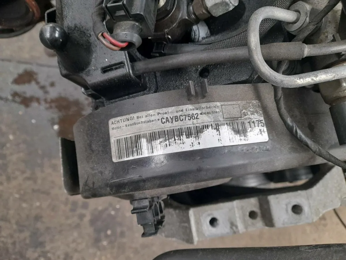 Skoda superb 1.6tdi breaking for parts - Image 3