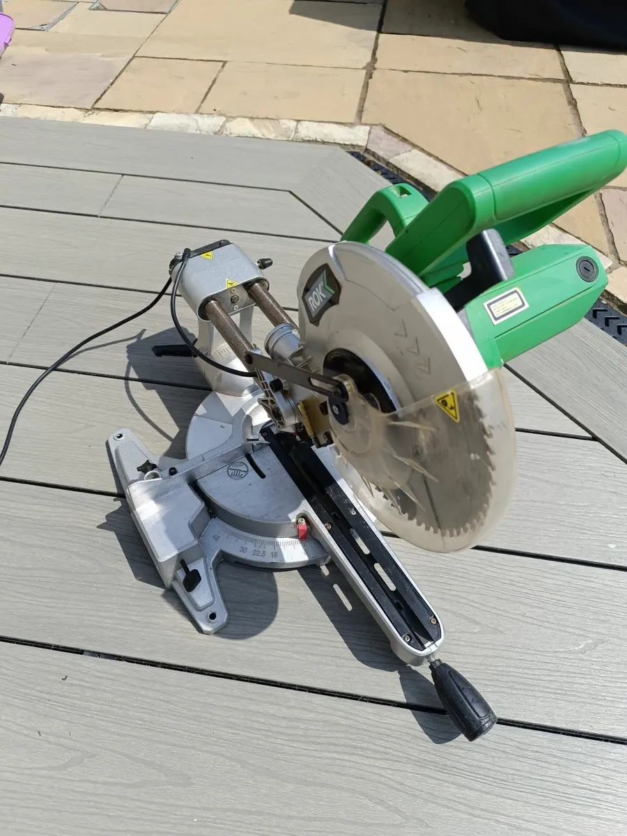 ROK 255mm Mitre / Bench Saw - Image 2