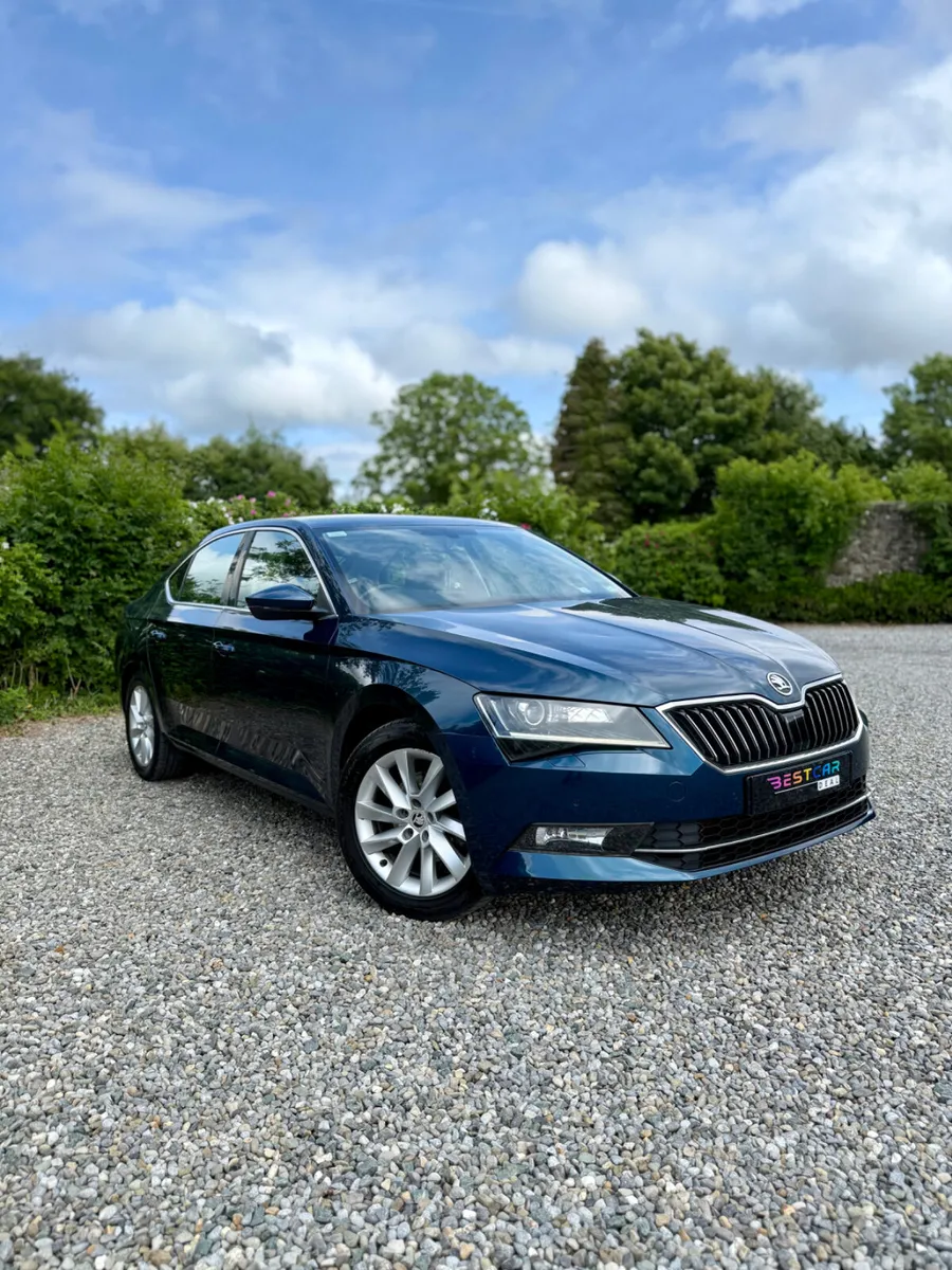 2018 Skoda Superb - Image 1