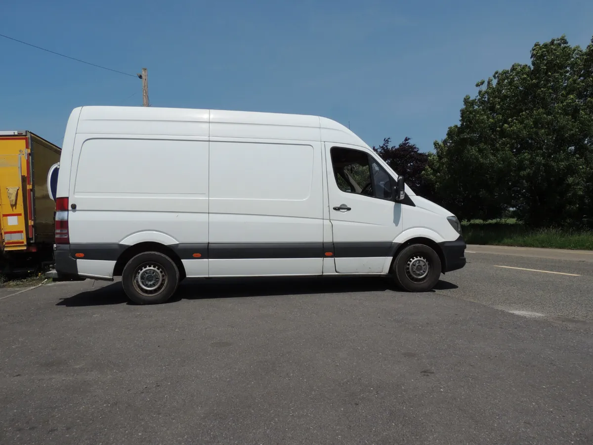 Mercedes-Benz Sprinter 2017 - Image 1