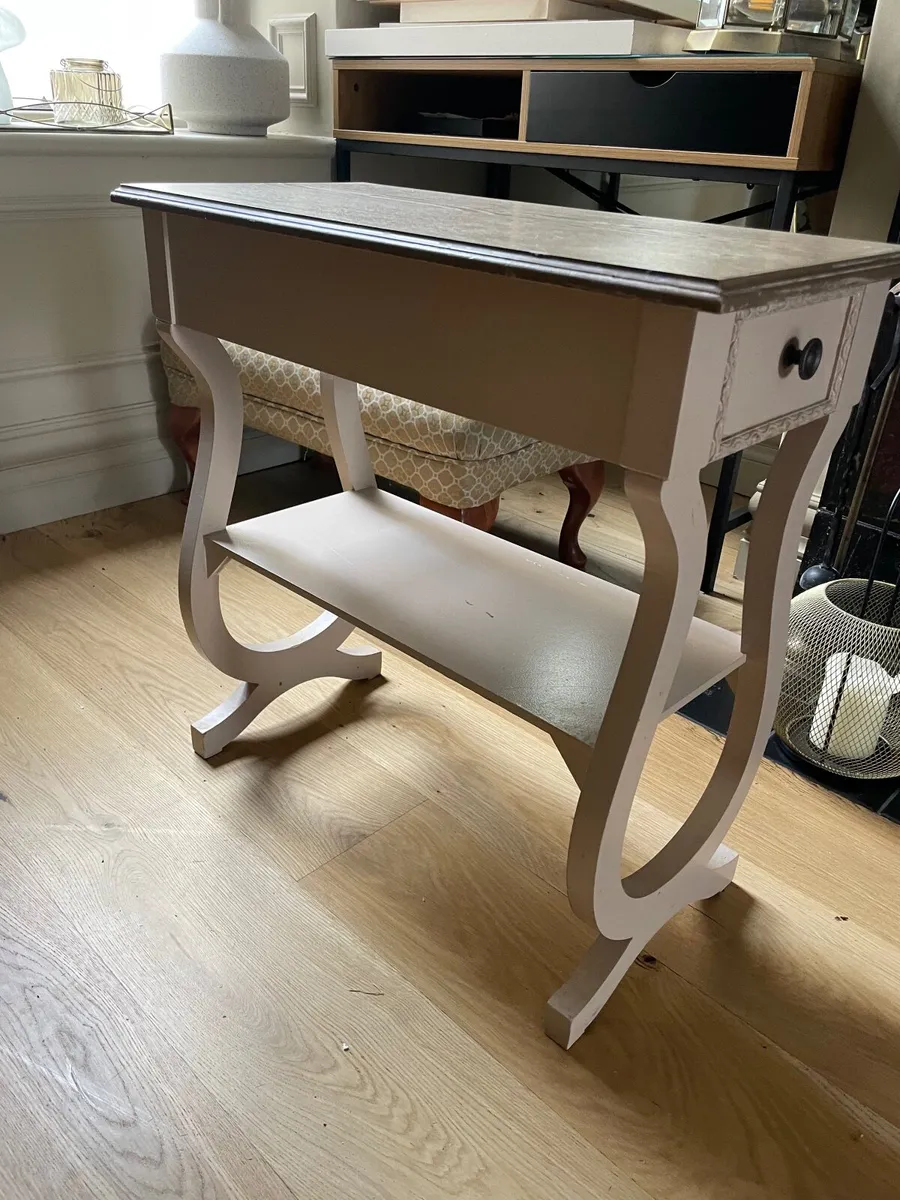 End table - Image 3