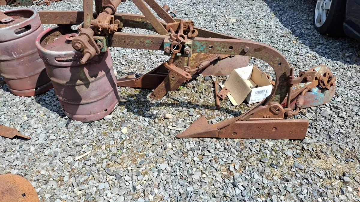 High crest plough - Image 3