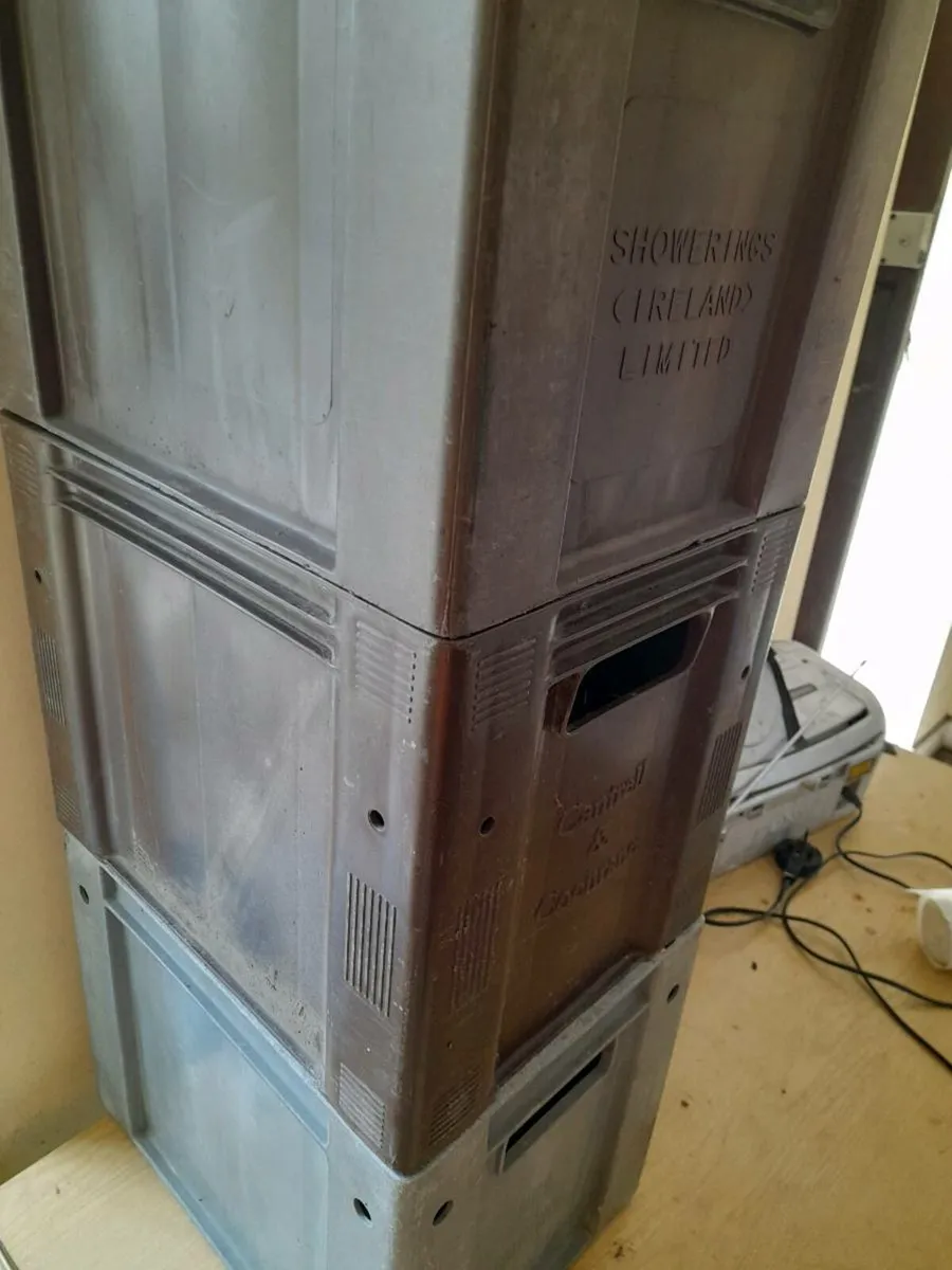 3 old  drinks crates - Image 2