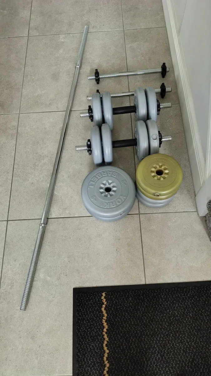 Gym equipment - Image 1
