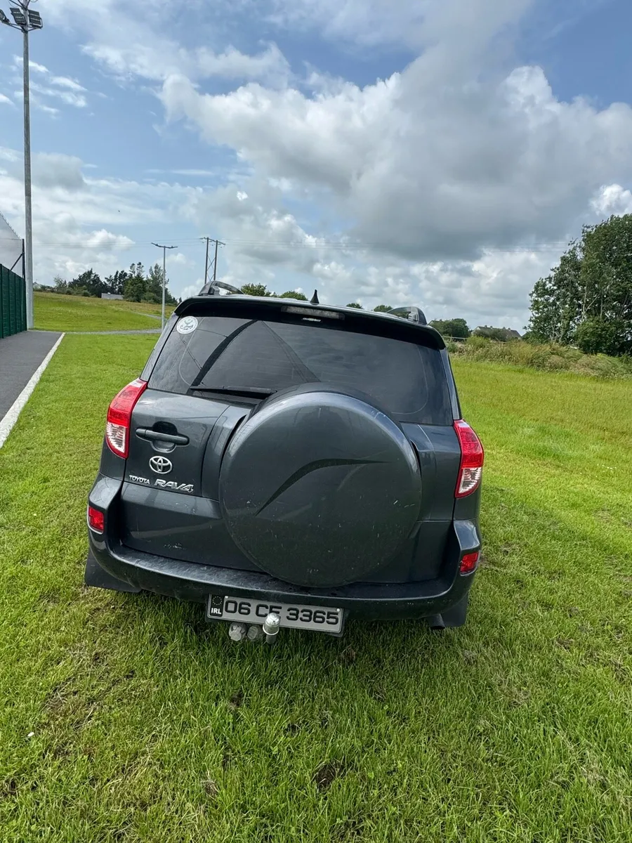 Toyota Rav 4 commercial 2.2 diesel - Image 4