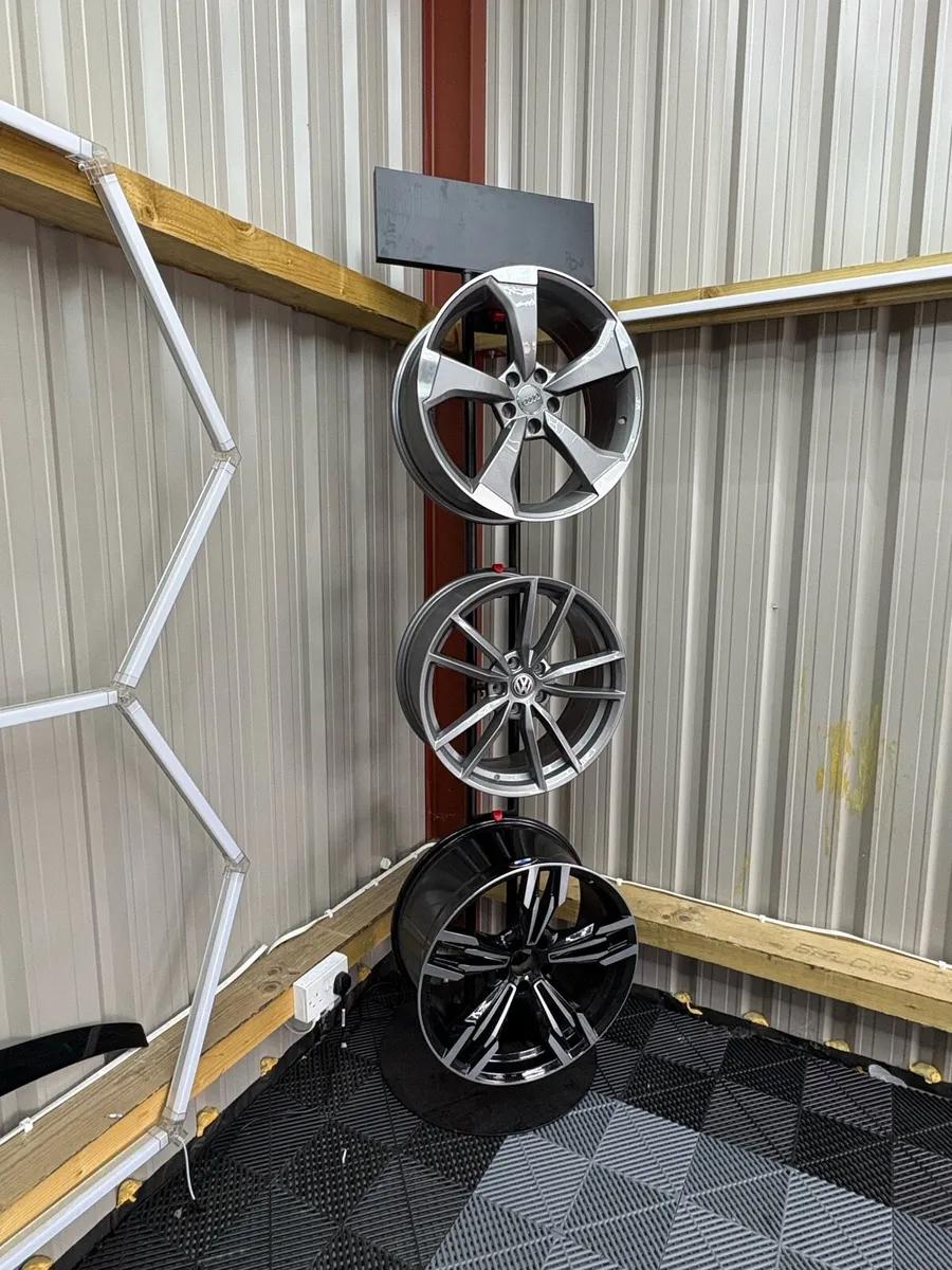 Alloy wheel stands racks storage - Image 1