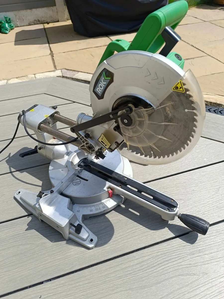 ROK 255mm Mitre / Bench Saw - Image 1