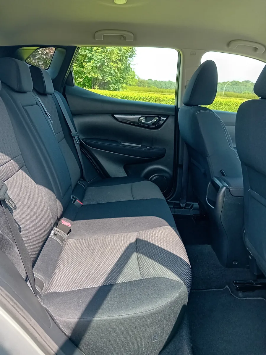 Nissan Qashqai 2015 - Image 4