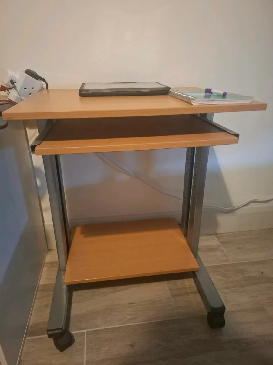 Office/Student desk - Image 2