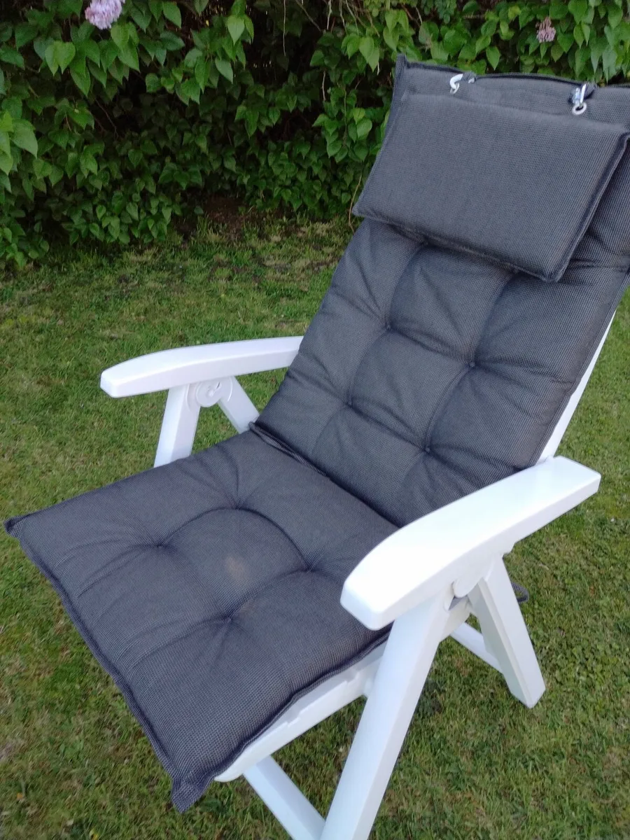 Garden Chair with Cushion and Storage Bag €70 - Image 4