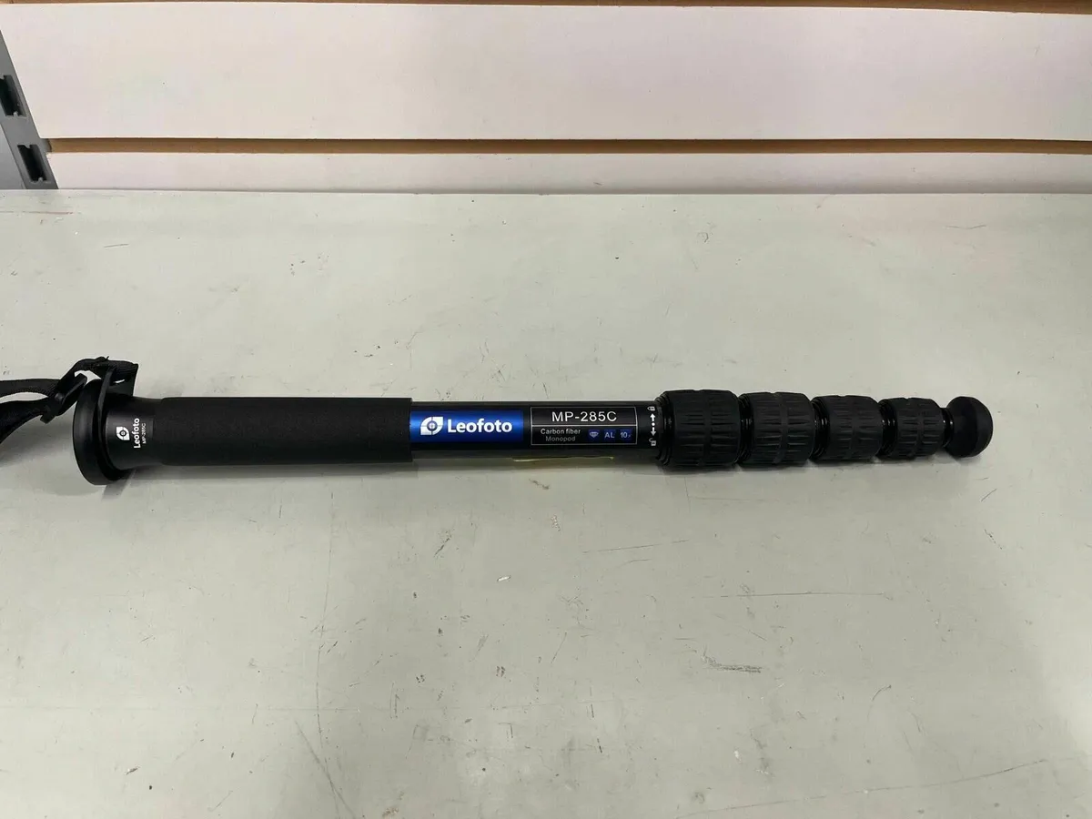 Leofoto Carbon Fibre Monopod - Image 2