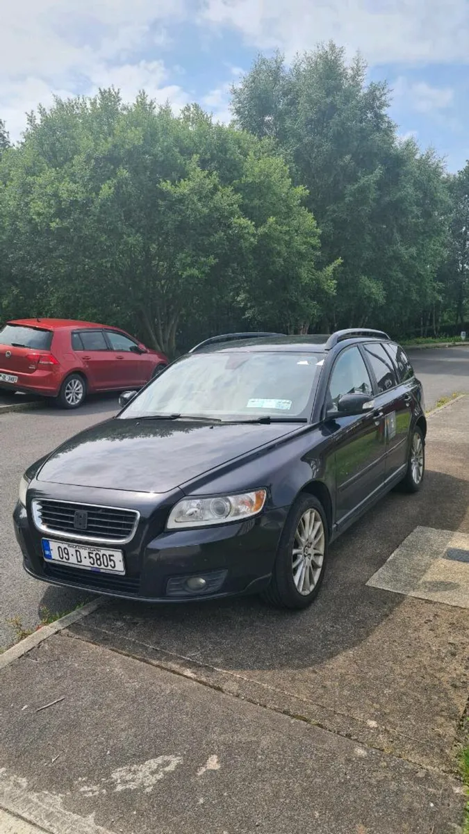Volvo v50 - Image 1