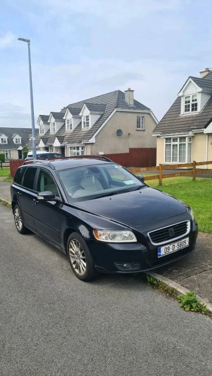 Volvo v50 - Image 2