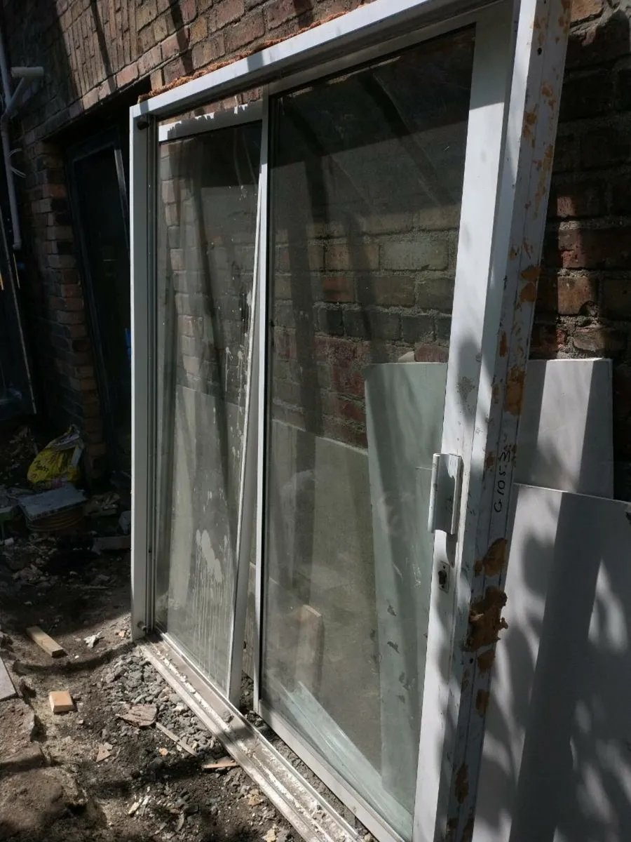 Aluminium sliding door double 1700x 2100mm - Image 2
