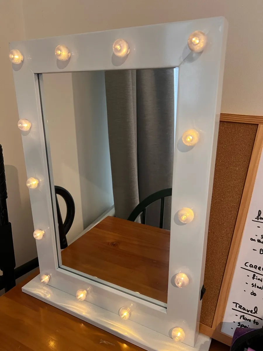 Mirror - Image 1