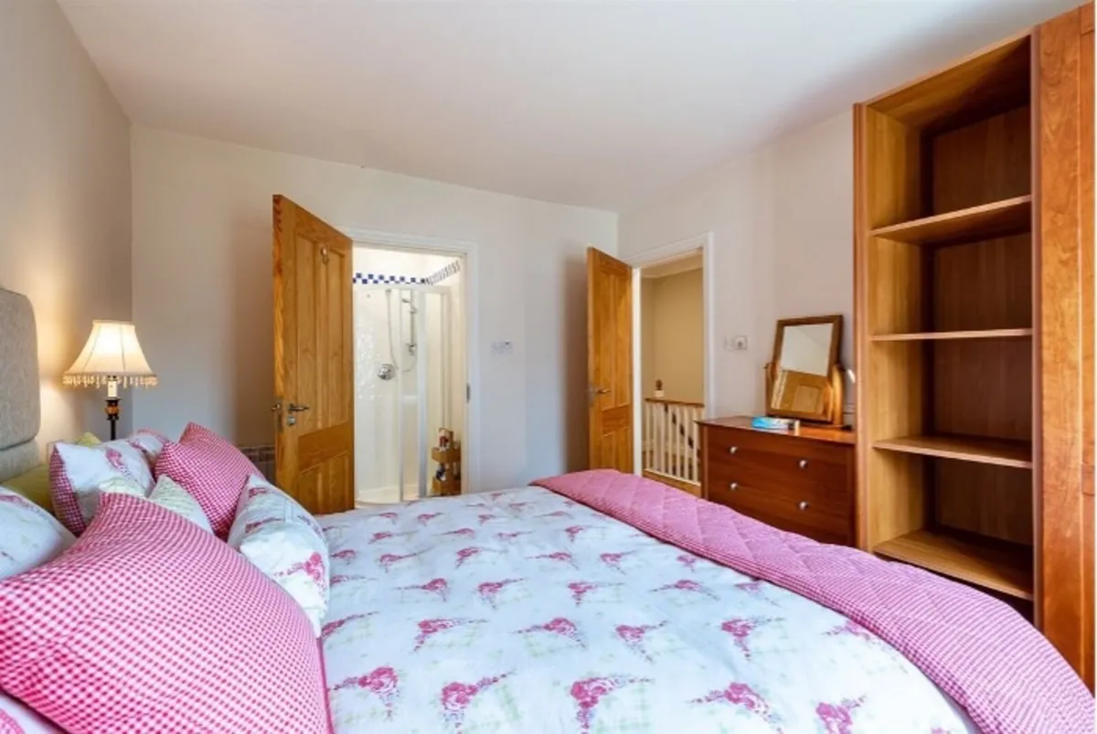 Kenmare 3 Bed Holiday rental (€1400 per week) - Image 4