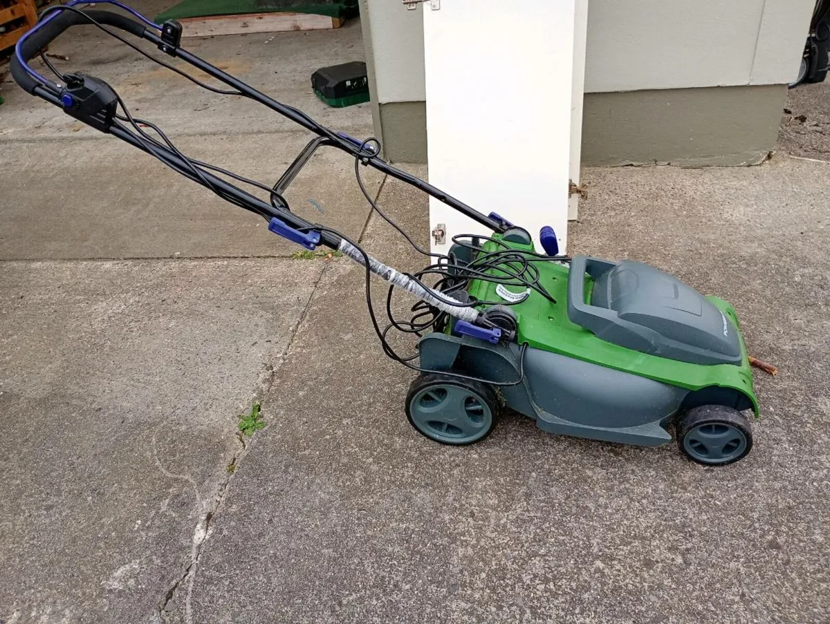 Electric lawnmower - Image 2
