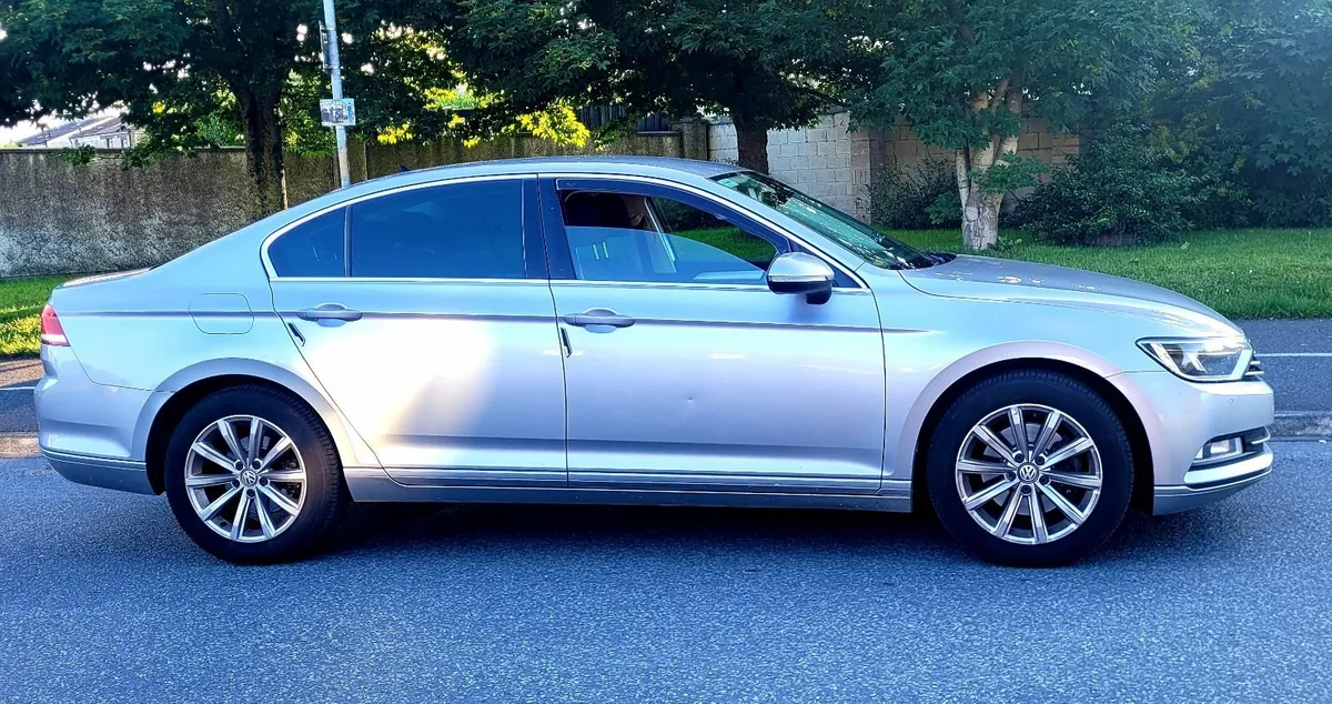 Volkswagen Passat 2018 - Image 4