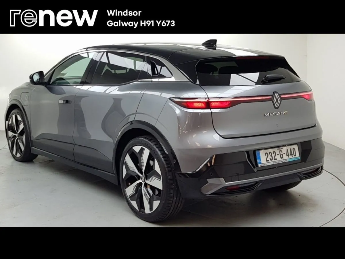Renault Megane E-Tech Ev60 220hp Techno - Image 4