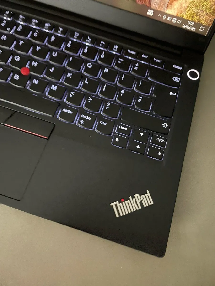 Lenovo Thinkpad i7 pro 16-512 - Image 3