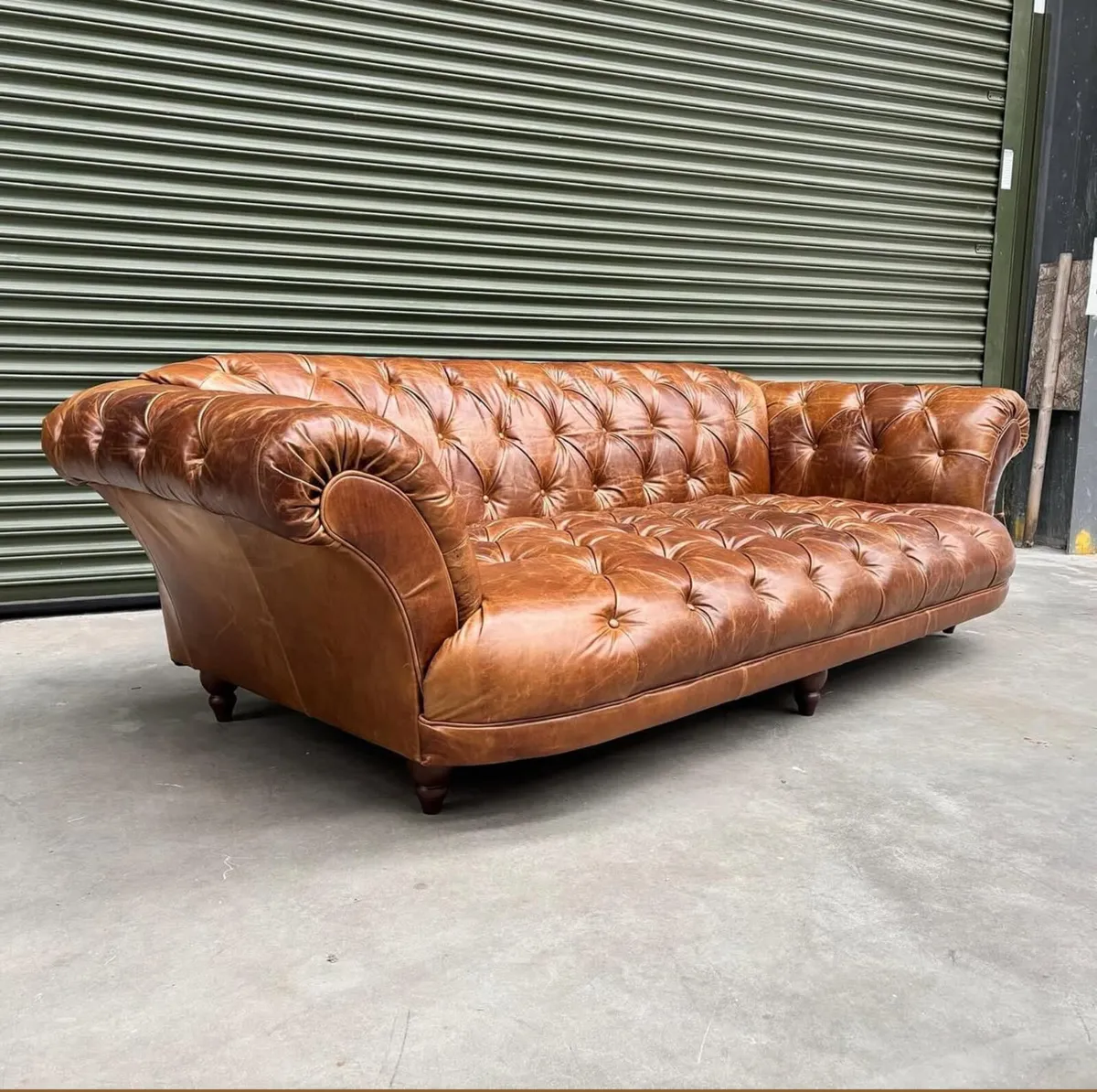 Tetras Oskar Chester sofa
