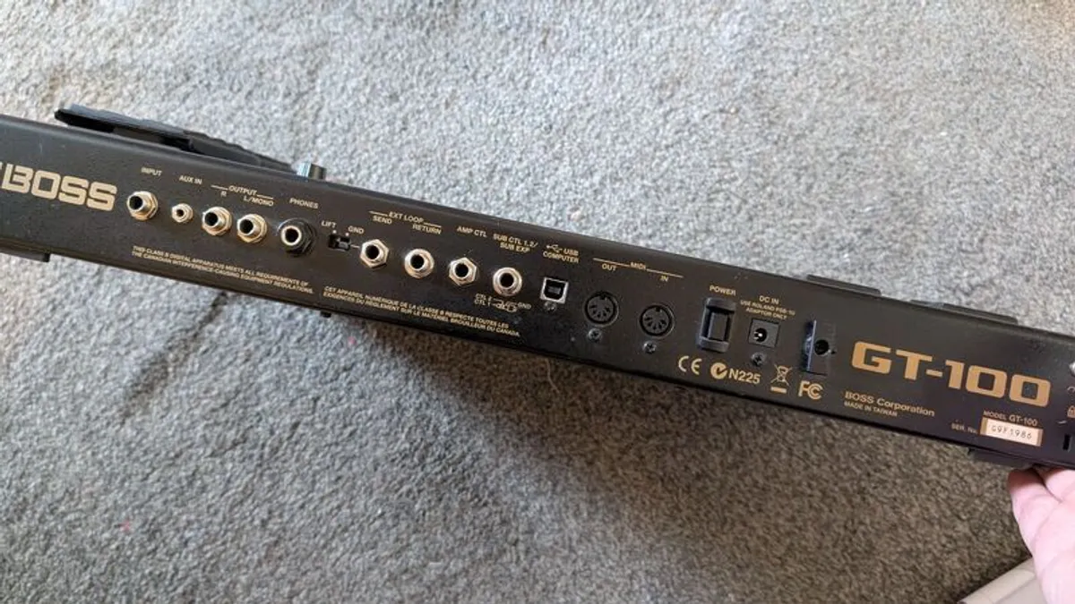 Boss GT-100 - Image 2