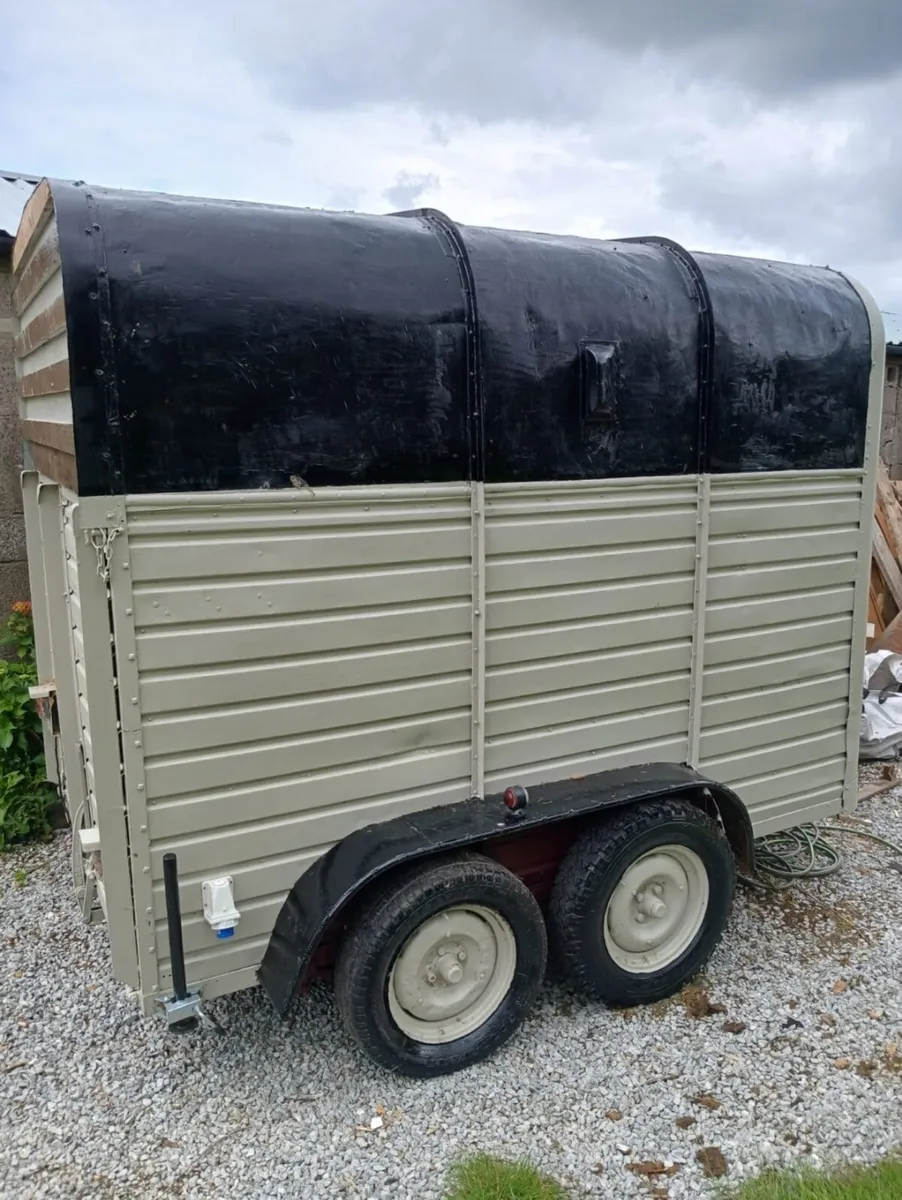 Catering trailer for sale - Image 4