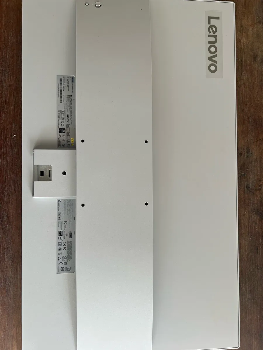 Lenovo computer monitor - Image 2