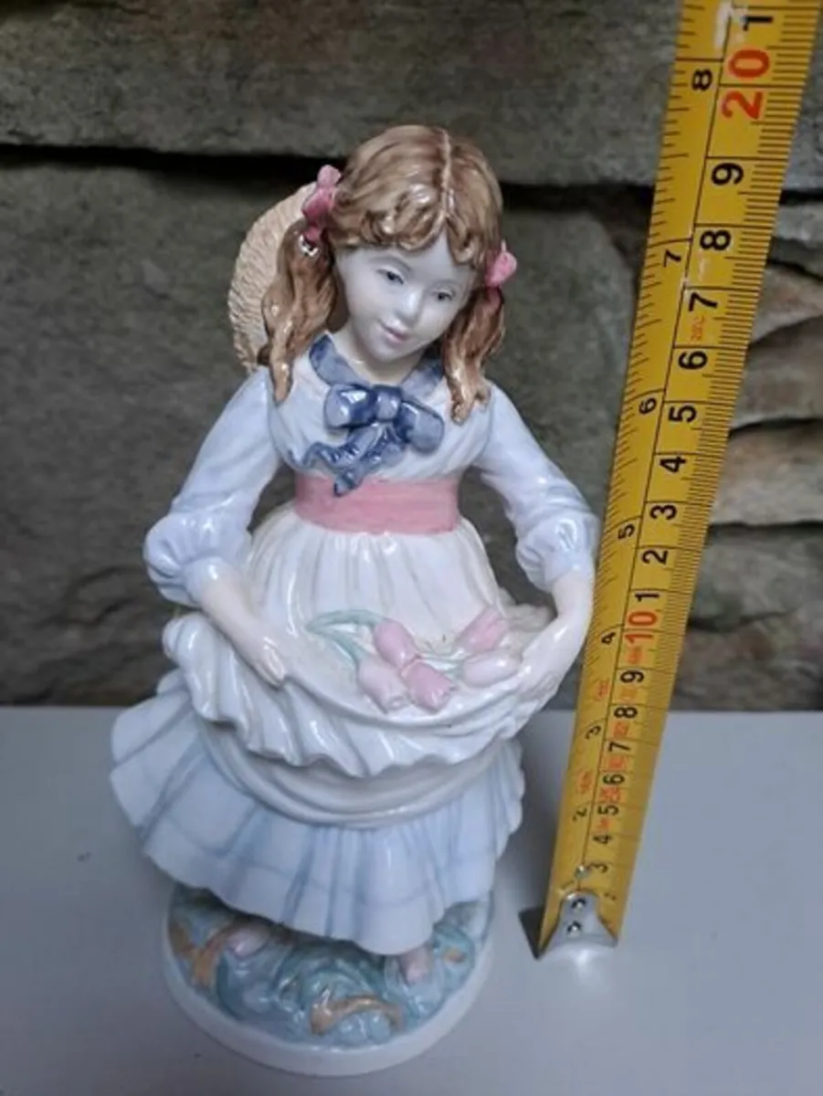Coalport limited edition figurine - Image 2