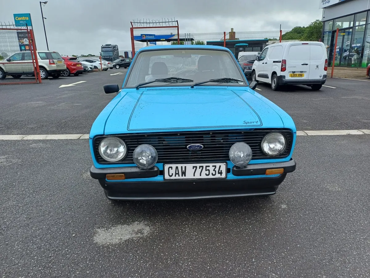Ford Escort 1980 - Image 1