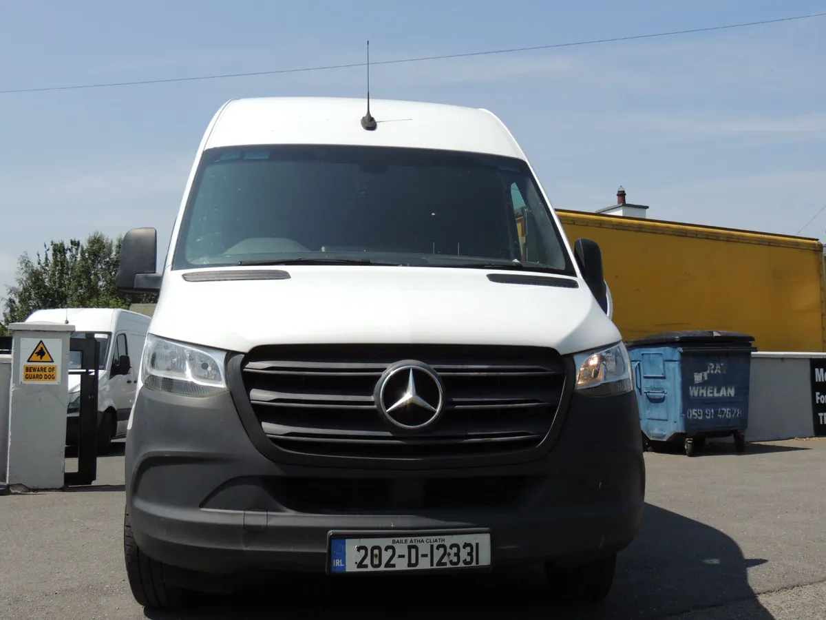 Mercedes-Benz Sprinter 2020 - Image 2