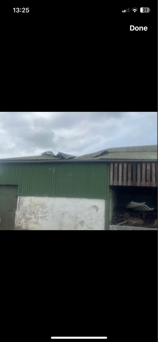Shed with lean to. - Image 3