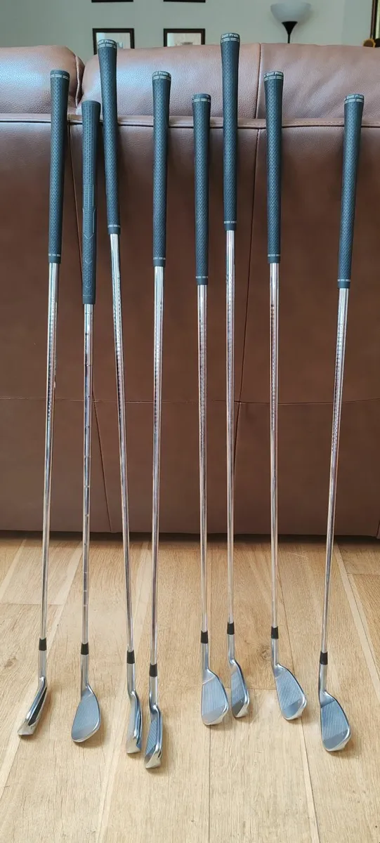 Ping 410 irons 4-PW LH + Ping glide 52 LH - Image 3