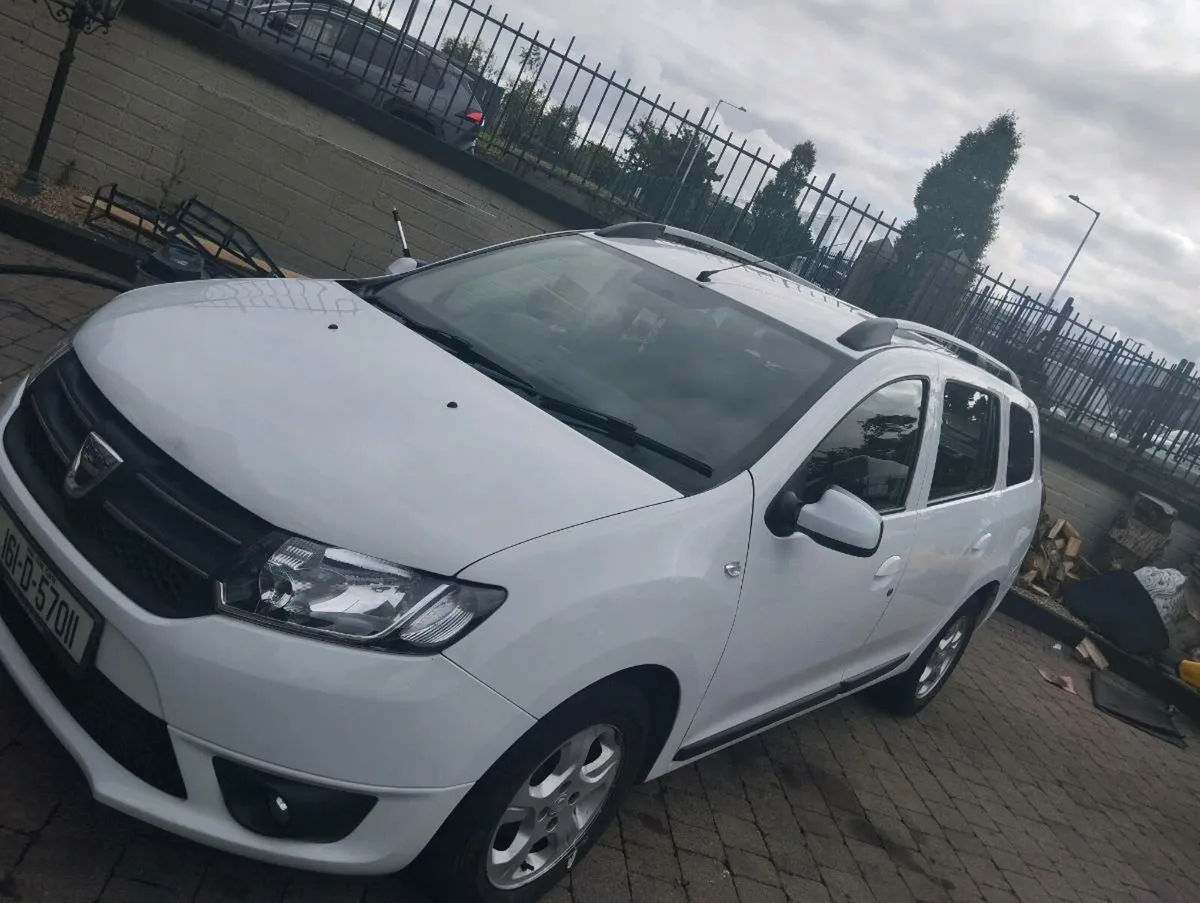 Car - Image 1