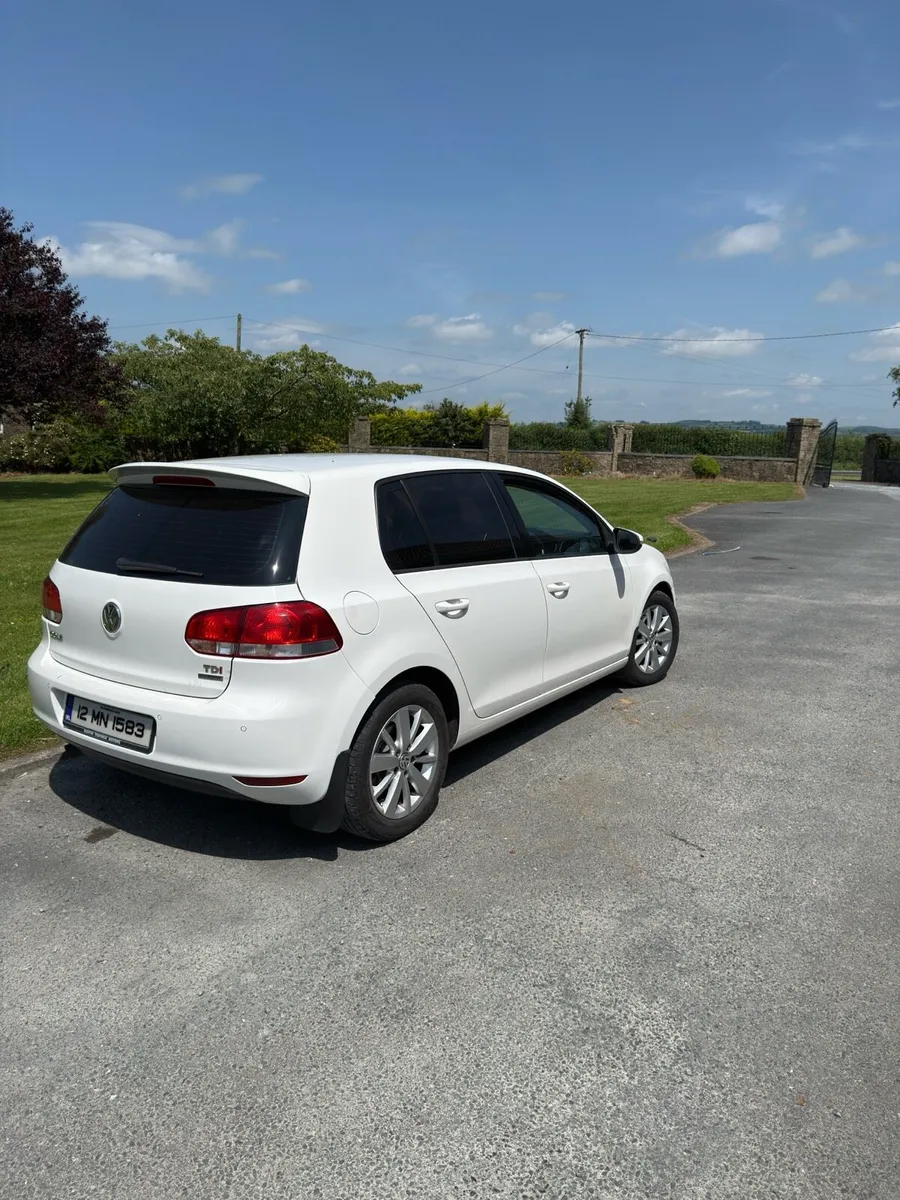 VW GOLF - Image 4